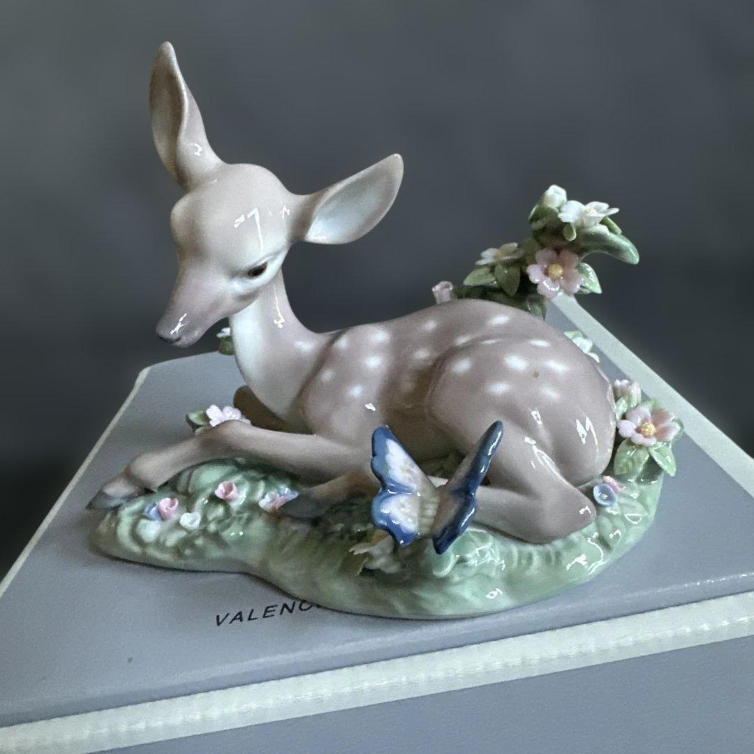 めちゃくちゃかわいい！リヤドロ　バンビ　子鹿と蝶　絶版品