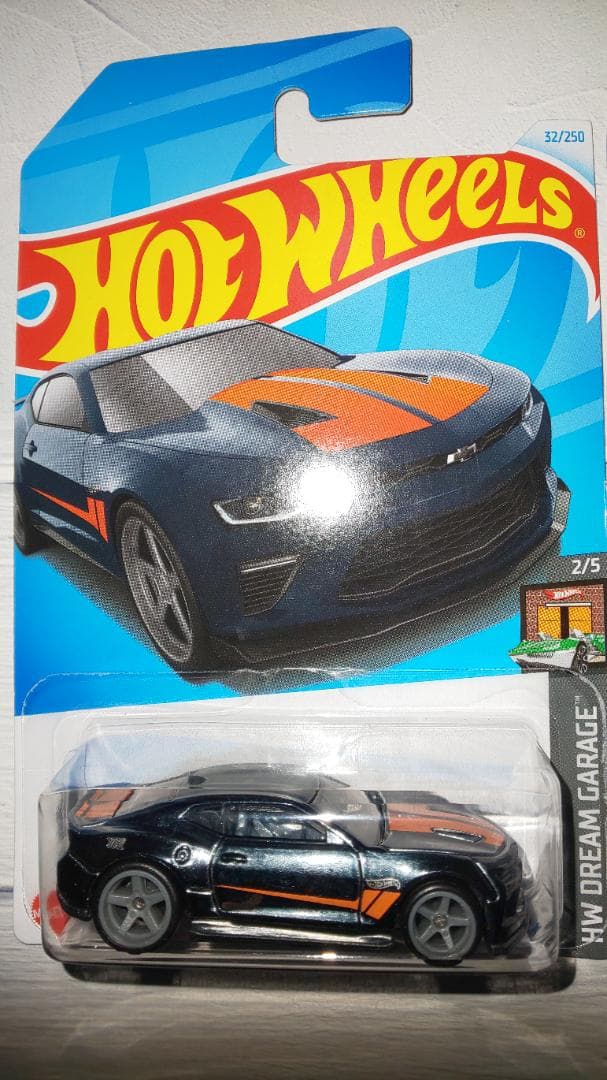 ホットウィール スーパートレジャーハント カマロ 55