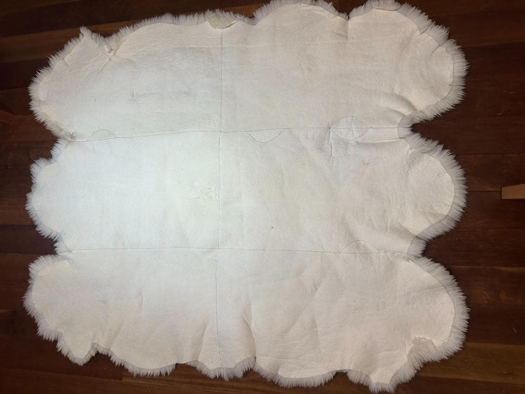 ニュージーランド産 天然ラムスキン ムートンラグ（長毛） 180x145cm