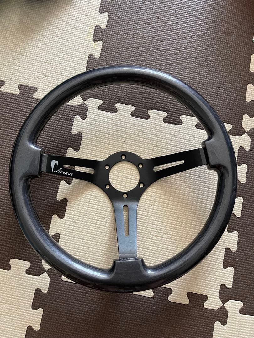 Avenue performanceステアリングホイール