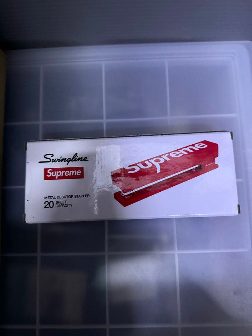 supreme ステンプラー　ホッチキス