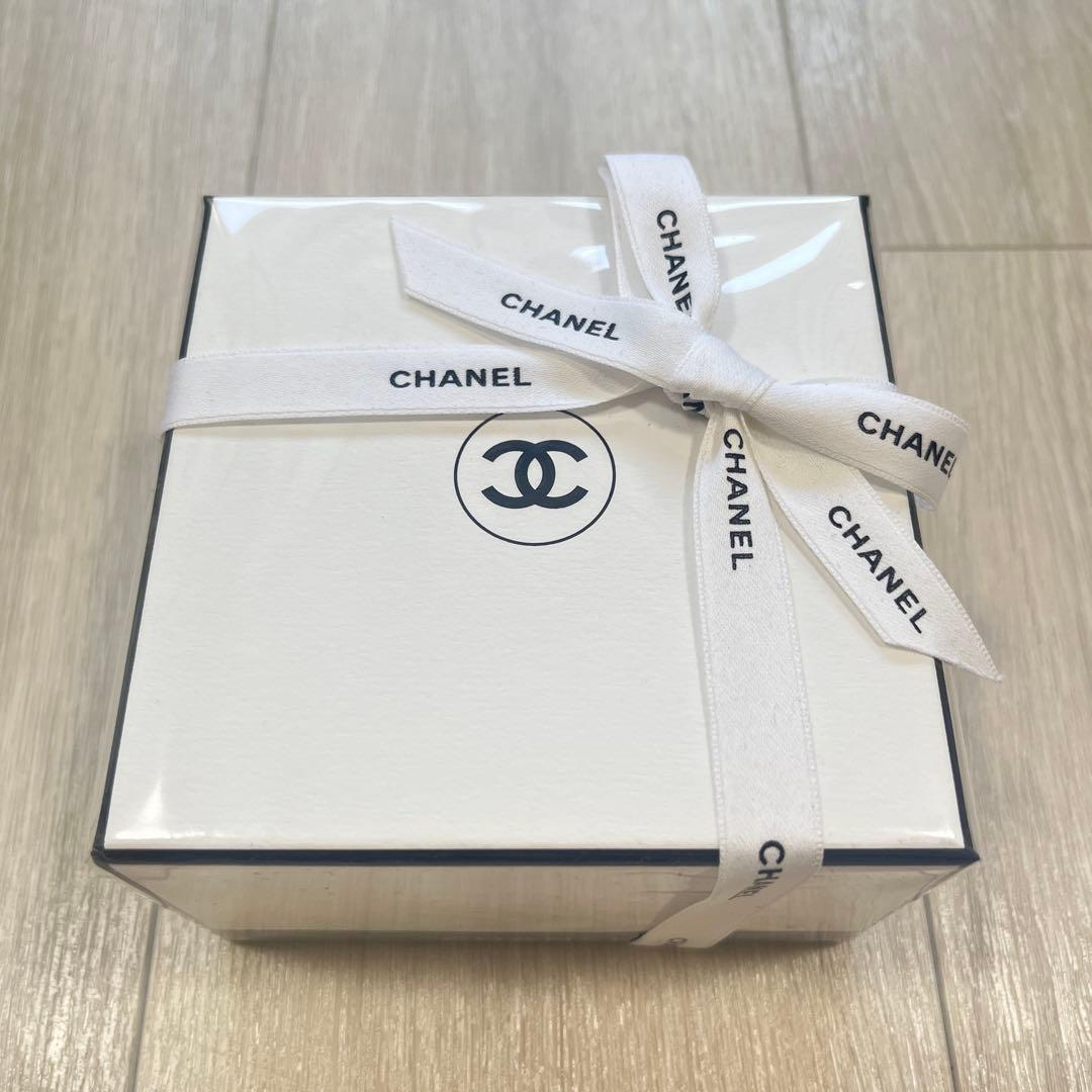 ゆ*じ様 【CHANEL シャネル】新品 レ ゼクスクルジフ フレッシュ ボディ
