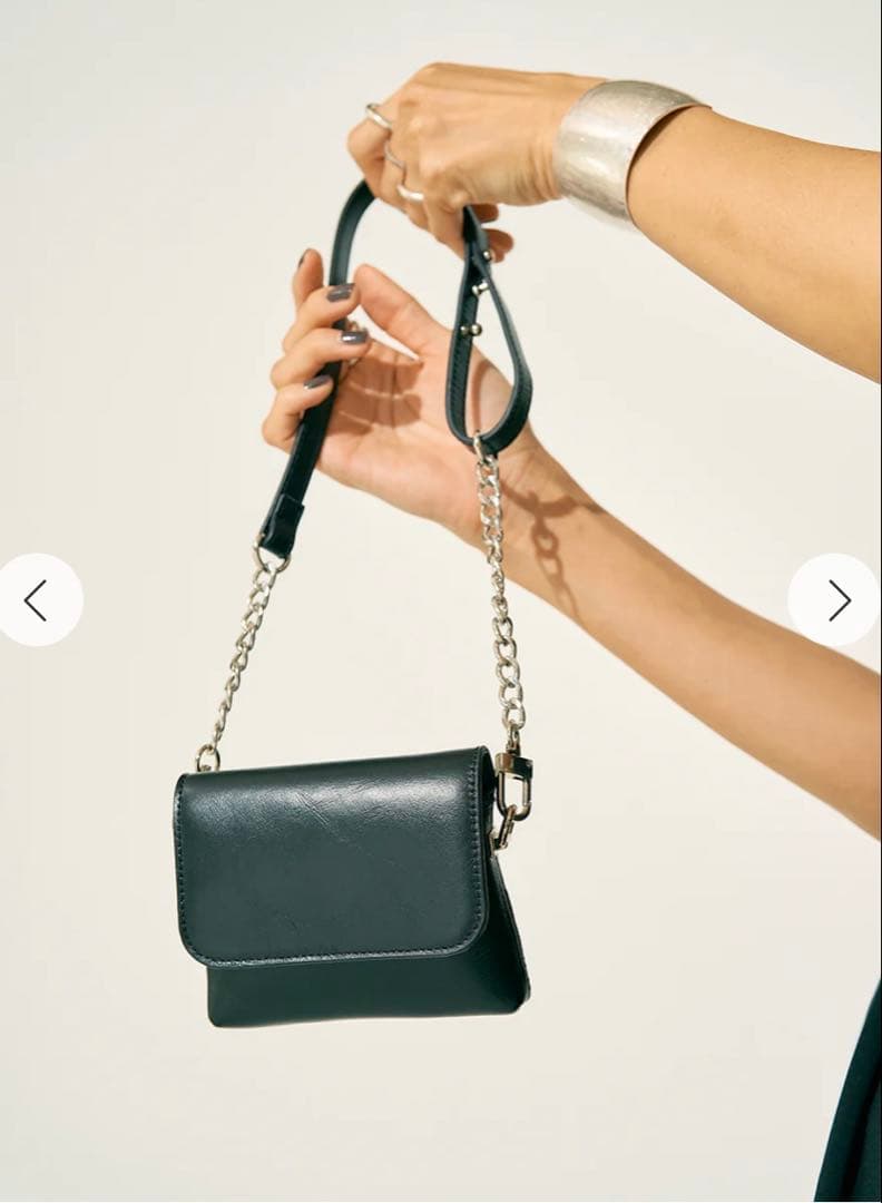 【新品】yenn チェーンベルトポーチ