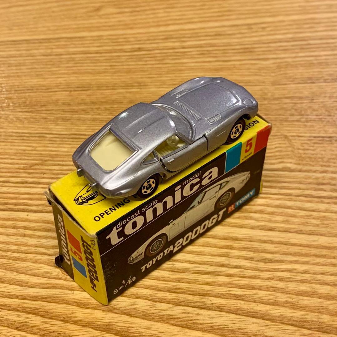 トミカ トヨタ TOYOTA 2000GT ちょっと待ってね ♪