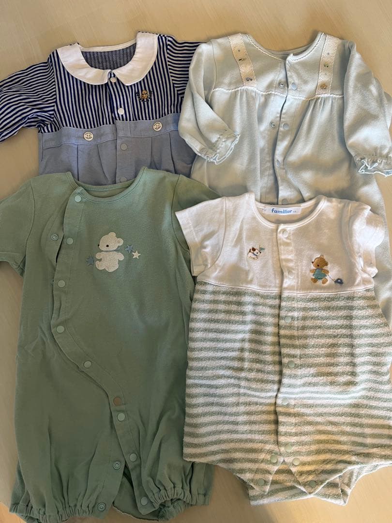 ファミリア　ロンパースセット