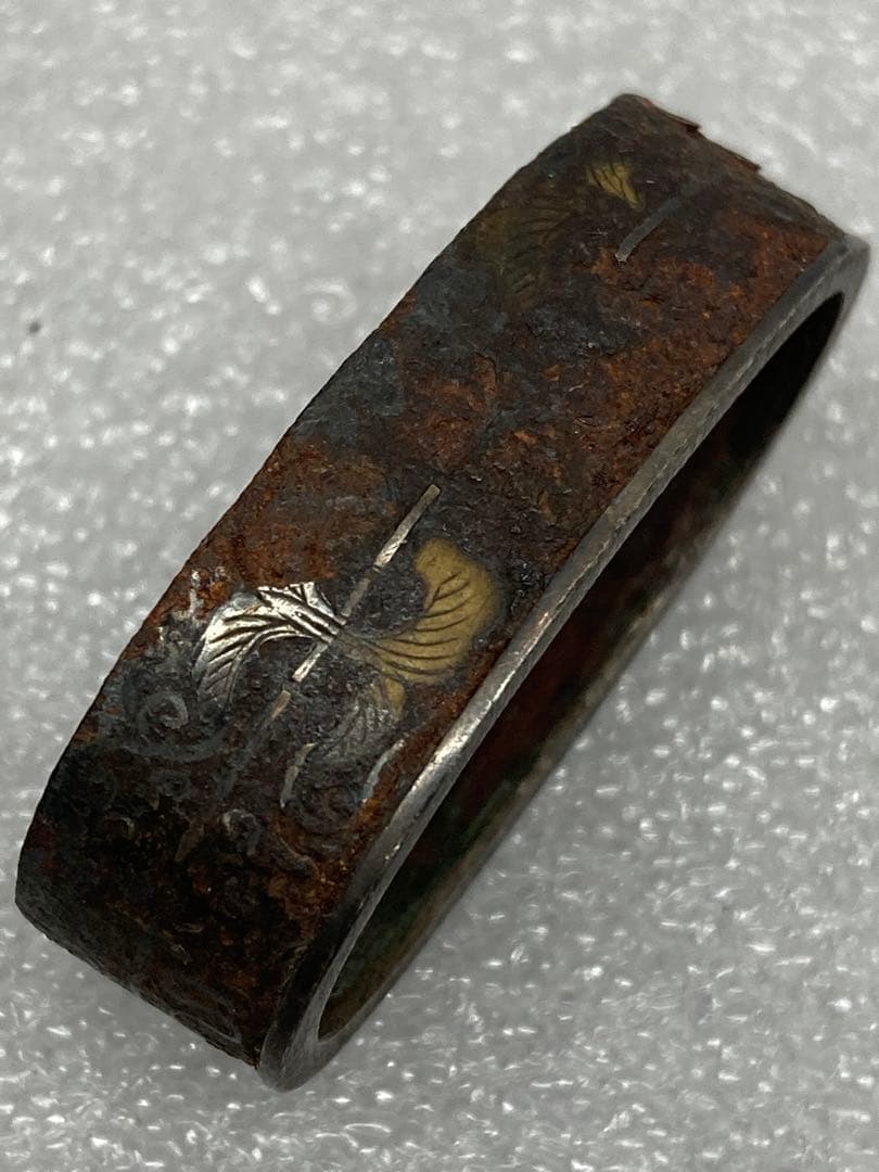 当時物 時代物 江戸時代 蛇 藤の花 金銀露象嵌 刀装具 鍔 目貫 縁頭 縁