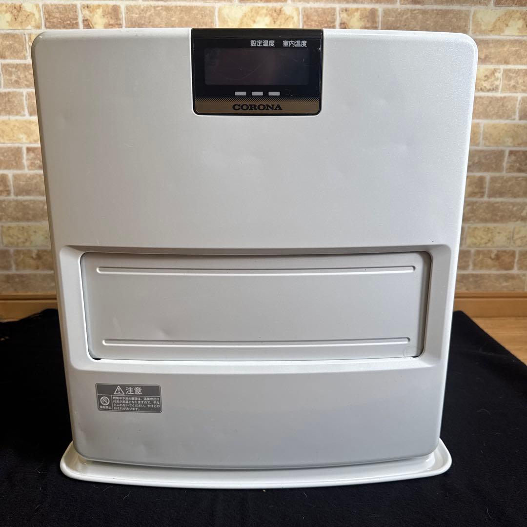 CORONA 石油ファンヒーター 2019年製 ホワイト　動作確認済み
