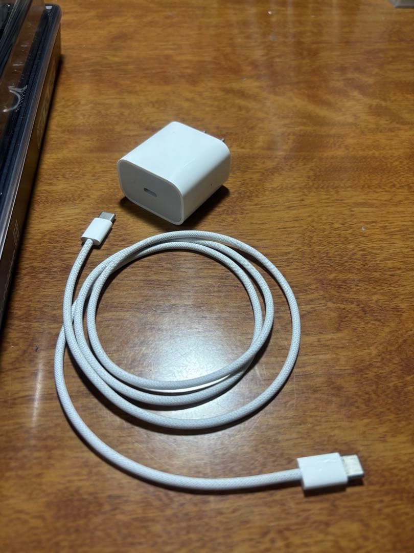 Reloop Mixtour Pro & DECKSAVER+20W充電器