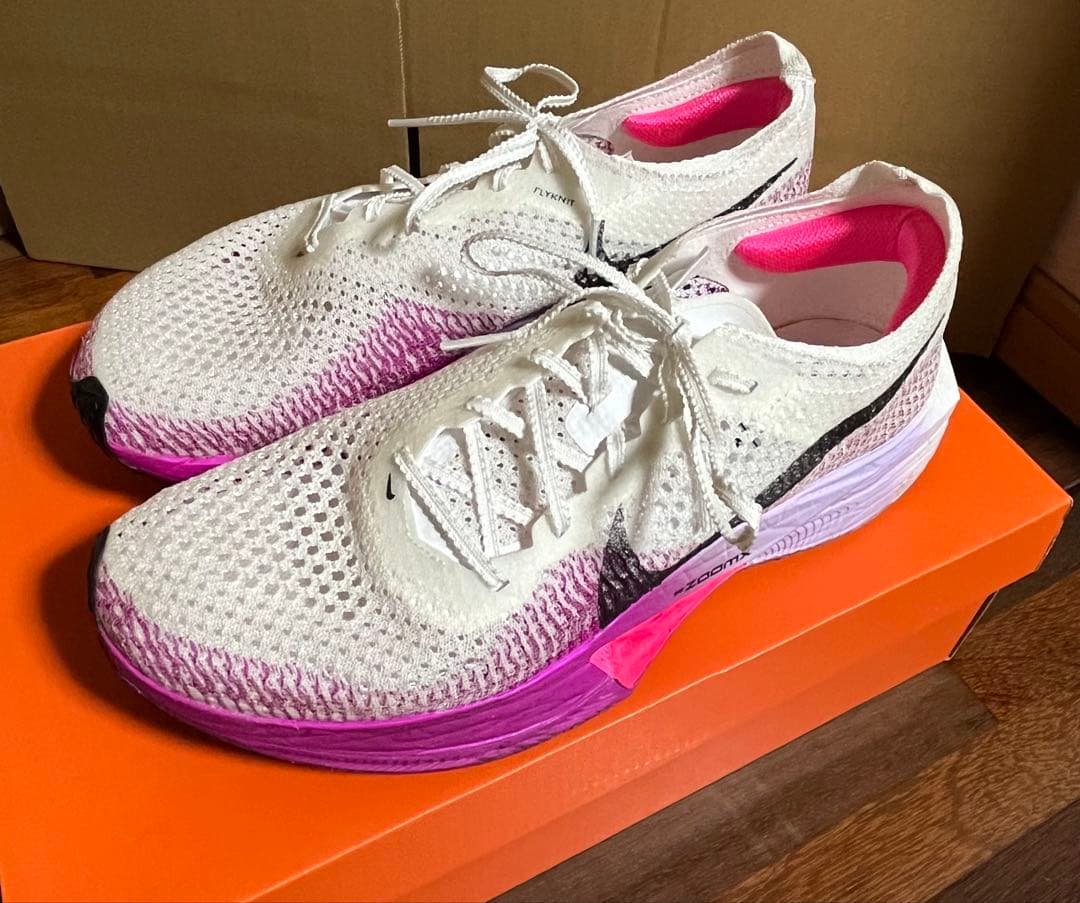 NIKE ヴェイパーフライ3 27㎝