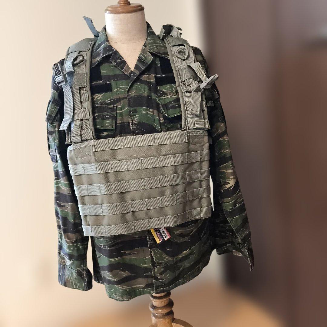 タイガーカモ　戦闘服上下　BDU リーコンチェストリグ新品付　S＆グラフ