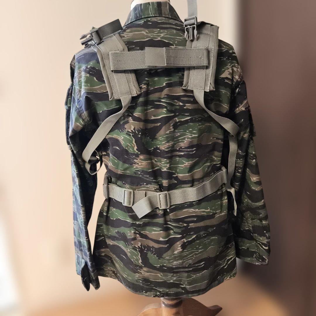 タイガーカモ　戦闘服上下　BDU リーコンチェストリグ新品付　S＆グラフ