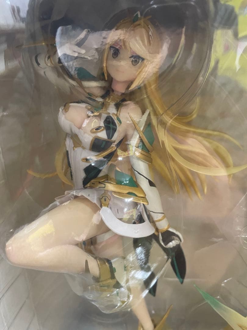 ゼノブレイド2 ヒカリ&ホムラ　フィギュア2体セット