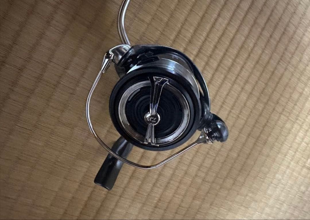 ダイワ 24ルビアスPC LT3000S-XH RCSノブ付き