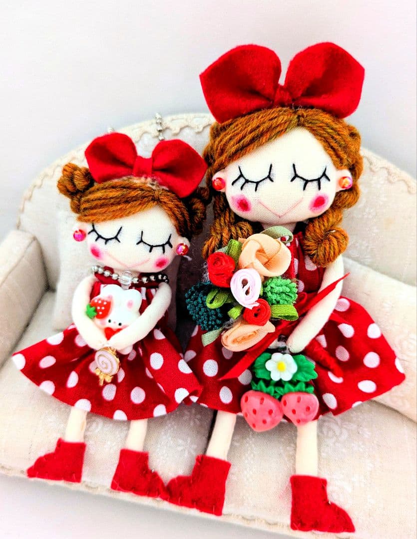 みえりん♥様 ドールチャーム バッグチャーム お人形