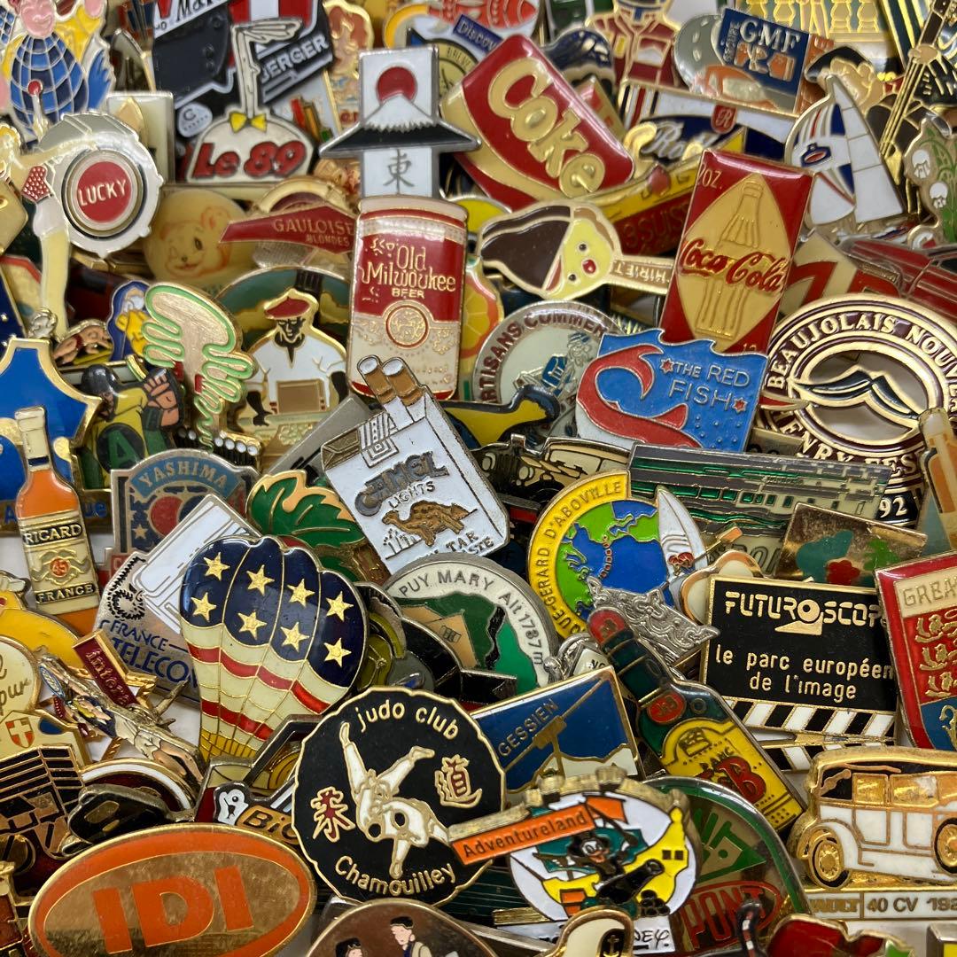 フランス雑貨★ピンバッジ大量200個セット★BVA04
