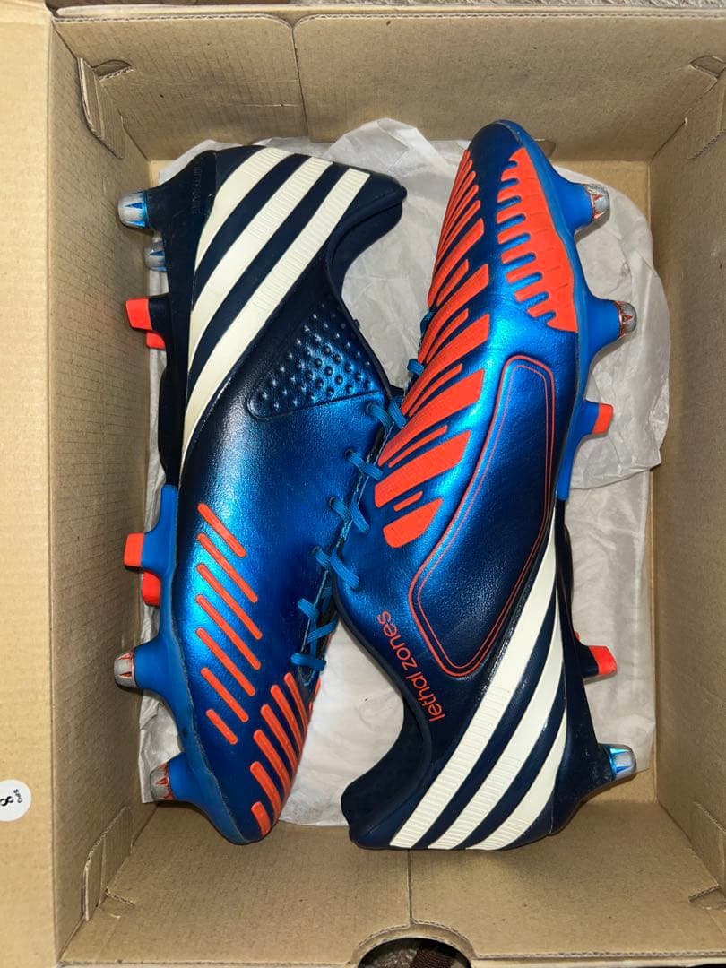 ほぼ新品 アディダス サッカースパイク プレデター リーサルゾーン SG