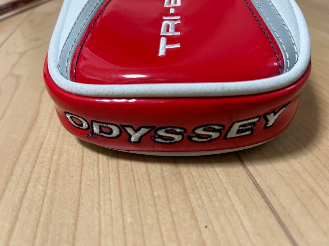 ODYSSEY TRI-BEAM パター レッド