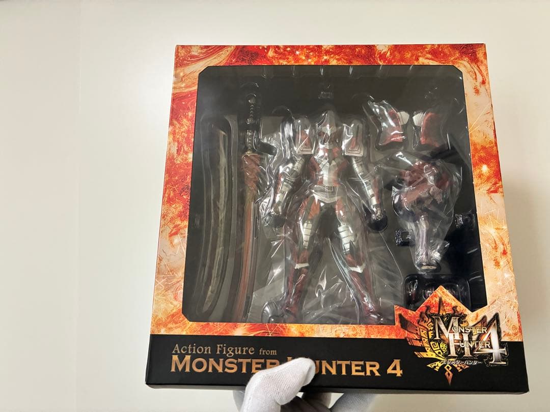 モンスターハンター4 イーカプコン フル稼働アクションフィギュア レウス装備剣士