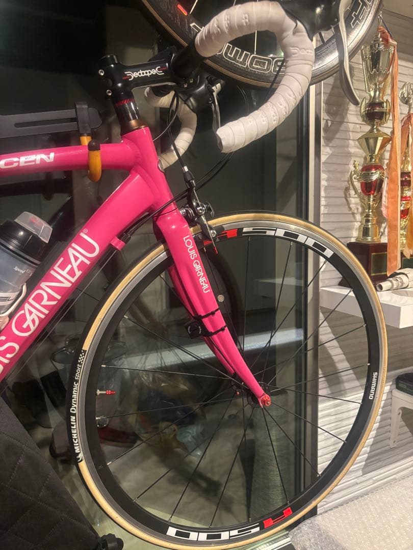 CIN ピンク ロードバイク ルイガノ