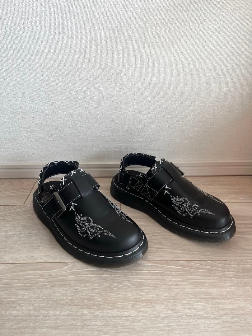 【美品】Dr.Martens クロッグサンダル