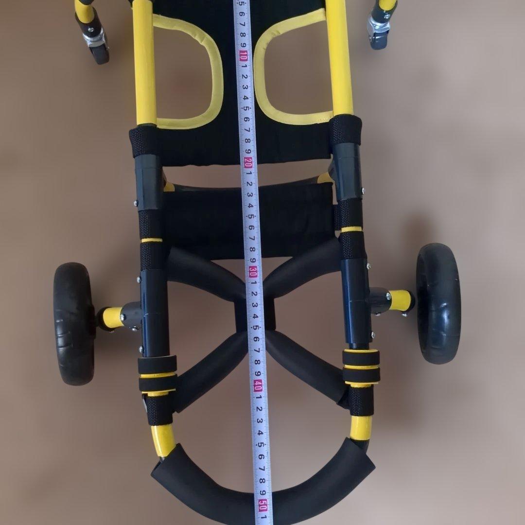 ワンちゃん4輪　リハビリ　食事補助　犬用車椅子　M.ダックス等 犬の歩行器