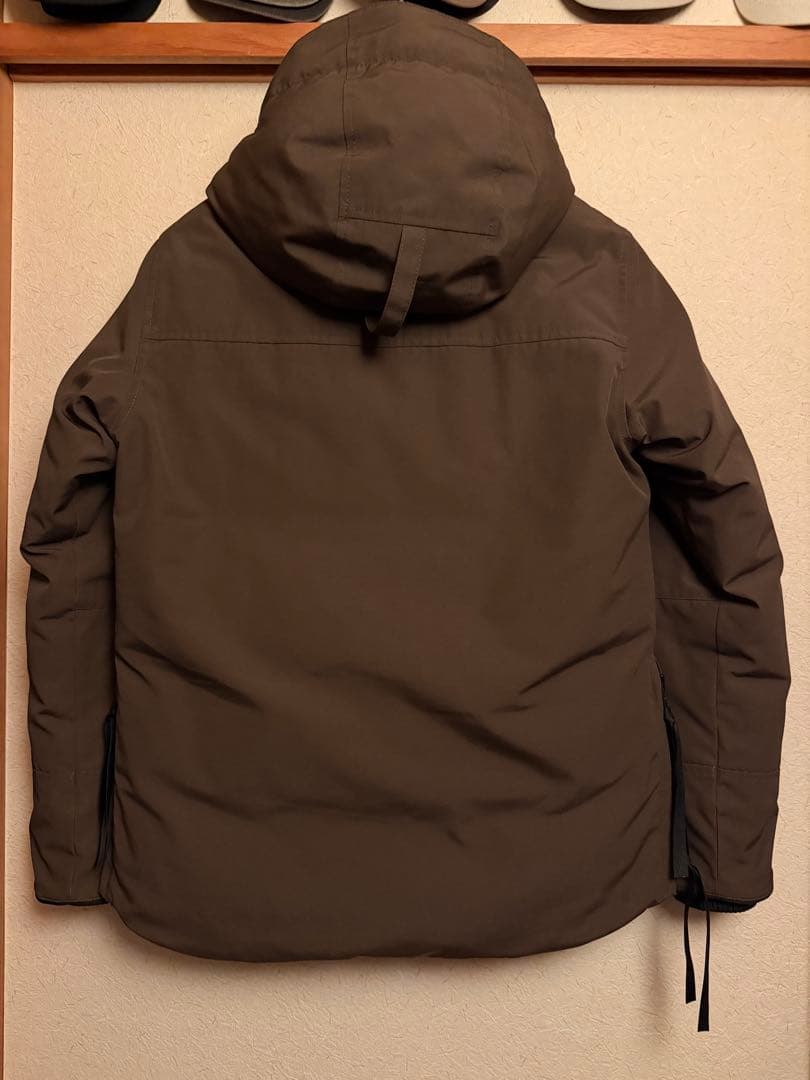 カナダグース  メイトランド ブラックレーベル希少ブラウン