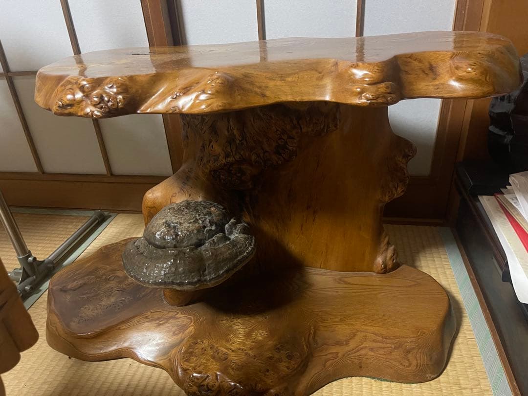 木製テーブル さるのこしかけ