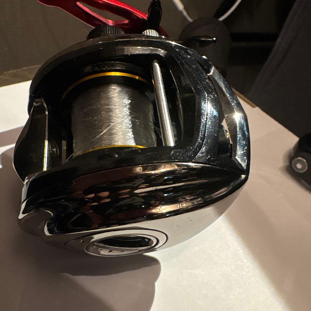 アブガルシア　REVO ELITE5-L カーボンハンドル付き