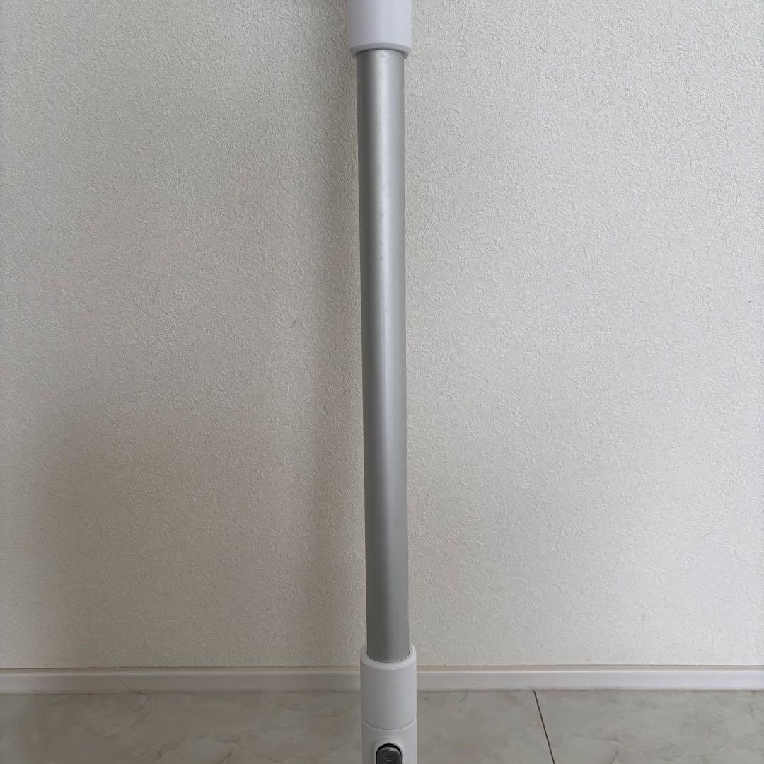 未使用・保証付★Panasonic スティッククリーナー MC-SBV01-W