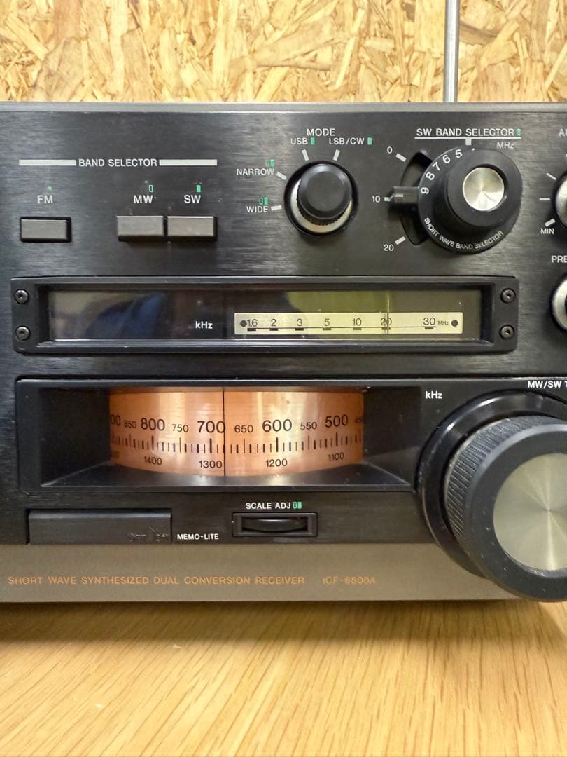 d*7様 SONY ICF-6800A FM/AMラジオ