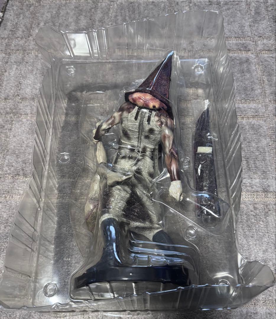 サイレントヒル2 レッドピラミッドシング 1/6スタチュー マネキンVer.