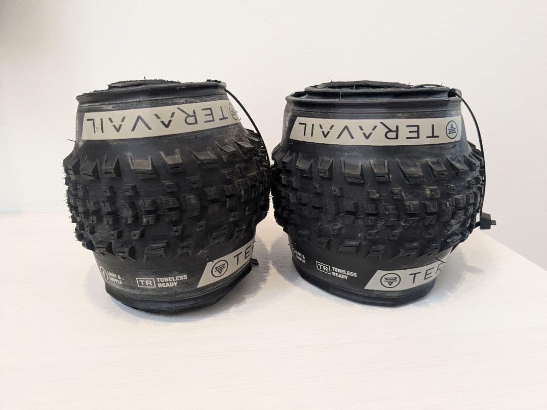 テラベイル TERAVAIL EHLINE 27.5×2.3 2本セット