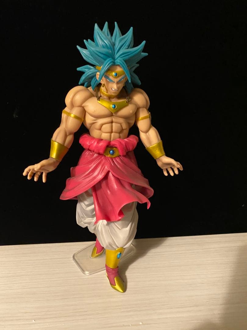 一番くじ　ドラゴンボール　back to the film C賞　ブロリー　青髪