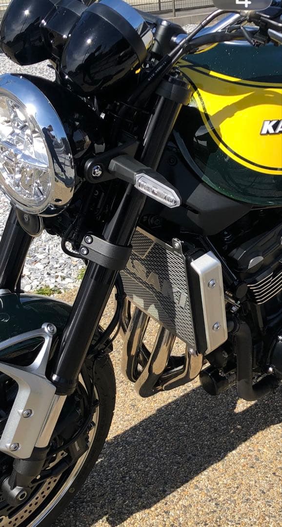 z900rs KAWASAKI 純正オプション　ラジエターコアガード