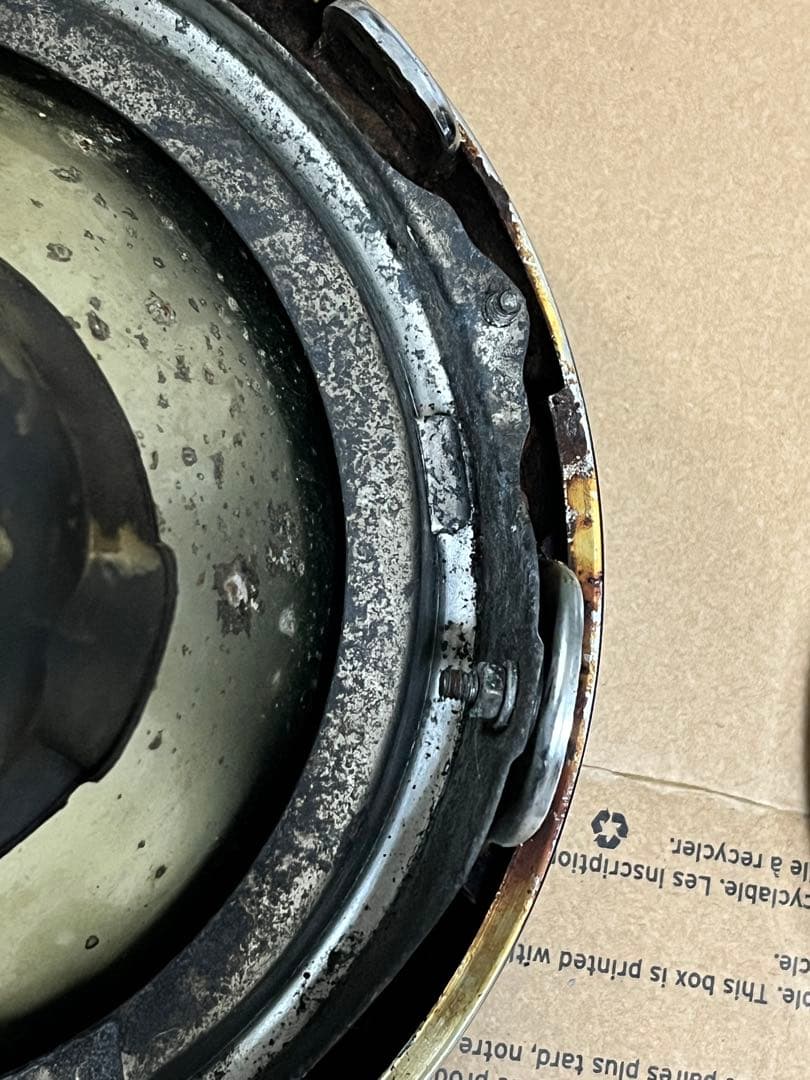 ヤマハ SR400 純正ヘッドライト、ステー