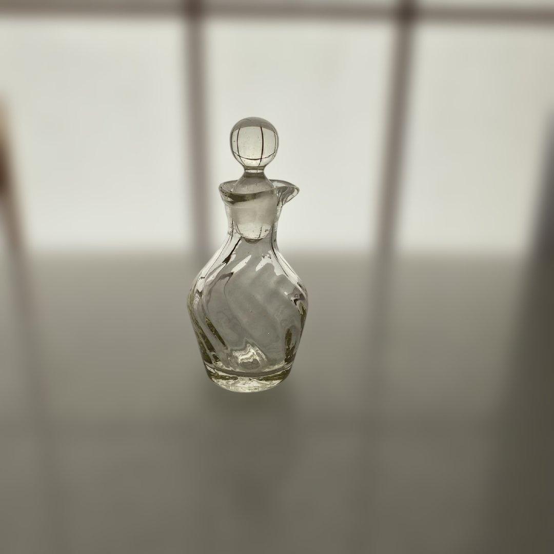 民藝　倉敷ガラス　小谷眞三さん　吹きガラス　醤油差し