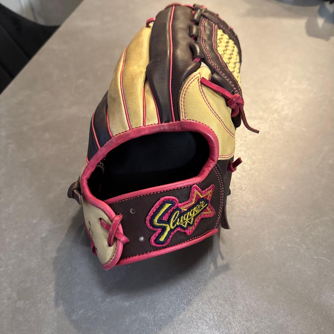 Slugger 軟式グローブ ベージュ/ブラウン/ピンク 源田モデル