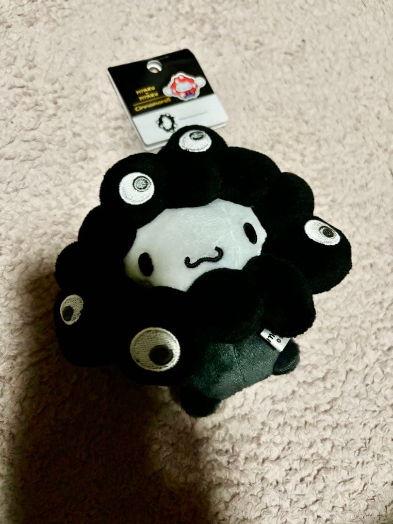 黒ミャクミャク　カラビナ　なりきりぬいぐるみ　BC キティー　クロミ　シナモン