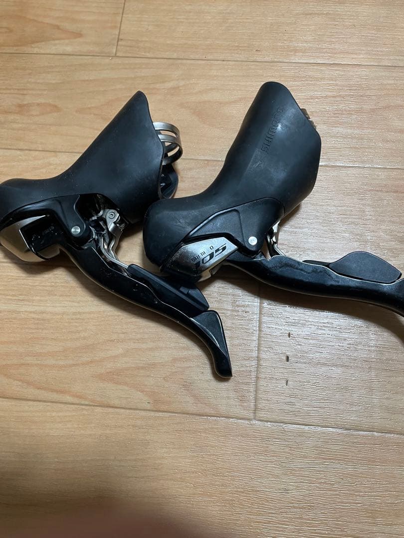 J*h様 SHIMANO 105 ST-5700 2X10速 STIレバー