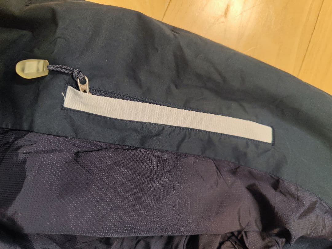 【美品】ゼニアスポーツ 軽量ブルゾン ネイビー M相当 速乾