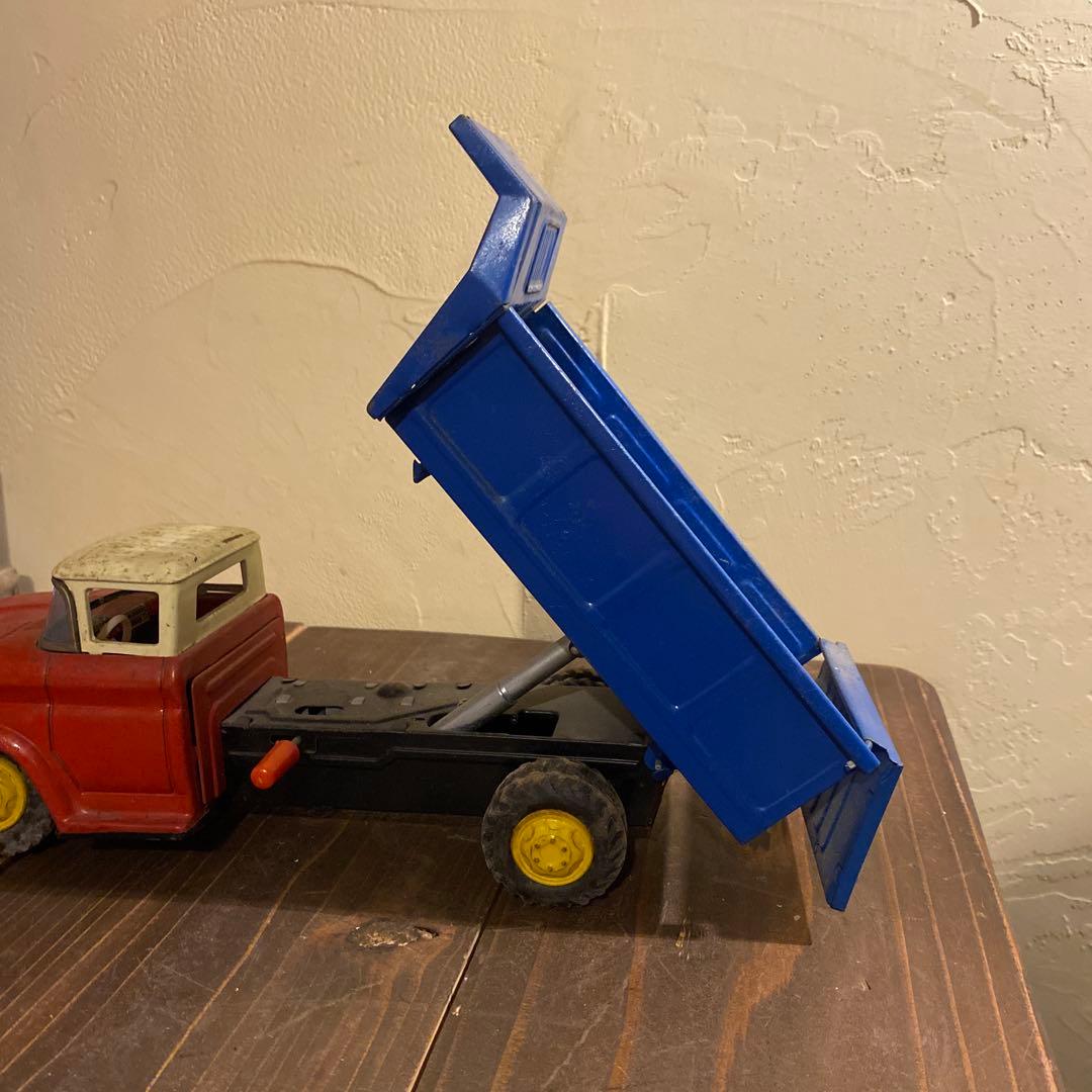 アサヒ玩具　シボレー　ヘビーダンプトラックのブリキおもちゃ