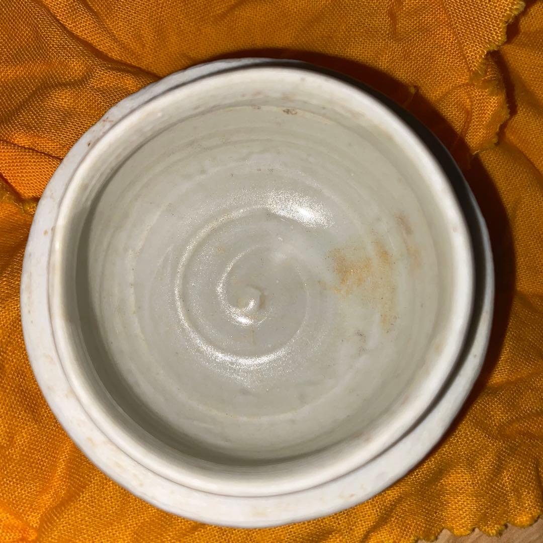 白磁香合　石榴　宋時代