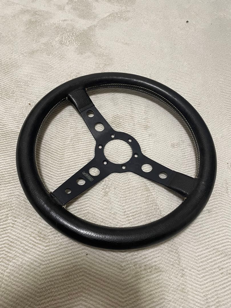 momo prototipo 3スポーク 黒 ステアリングホイール 35cm程度