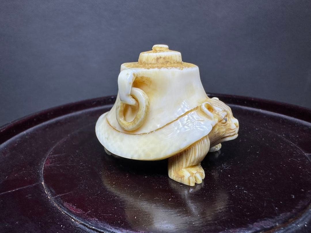 根付　アンティーク　日本昔話　分福茶釜　狸　置物　骨董　飾り物根付　古美術品