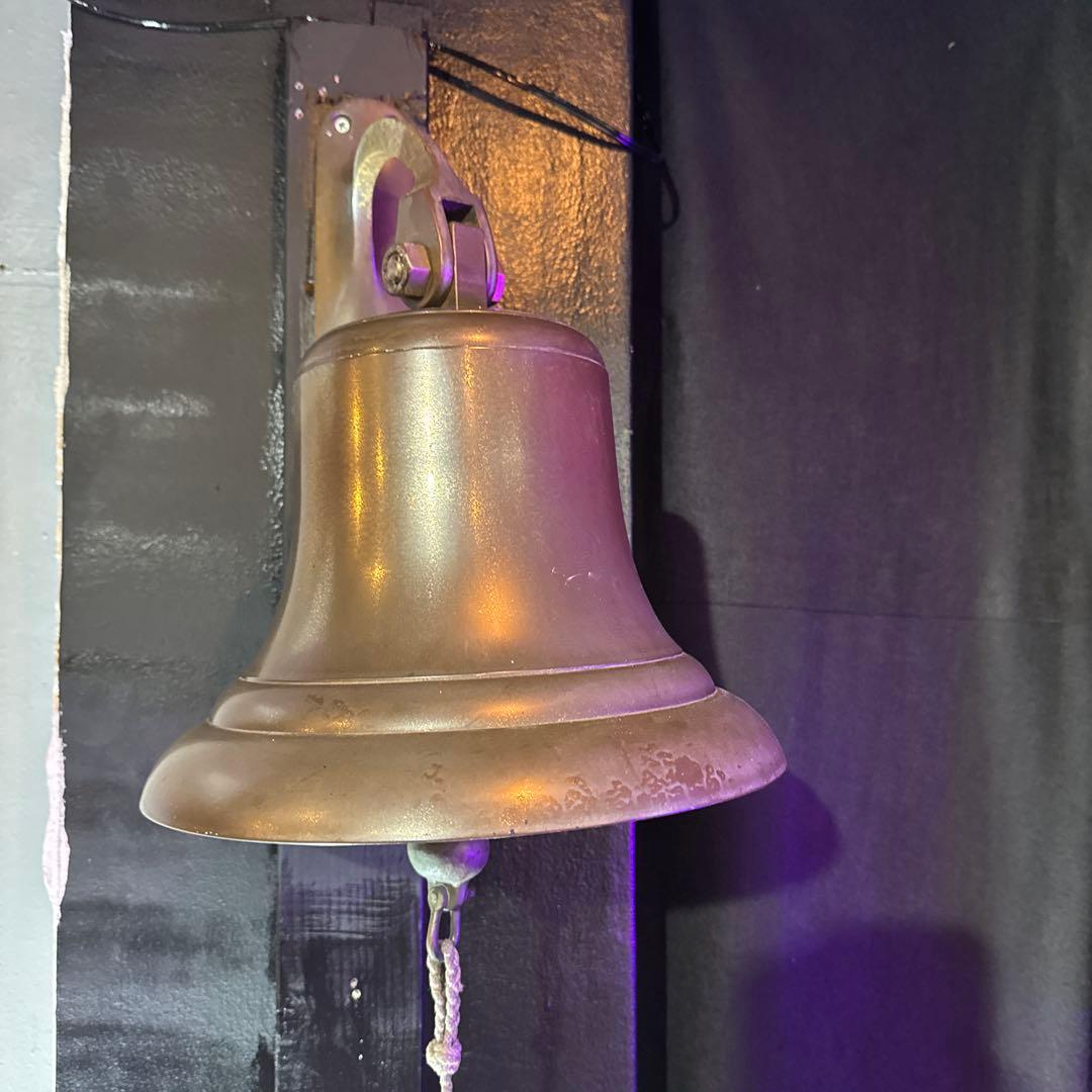 ビンテージ　ブロンズ製クラシック壁掛けベル［A-11］