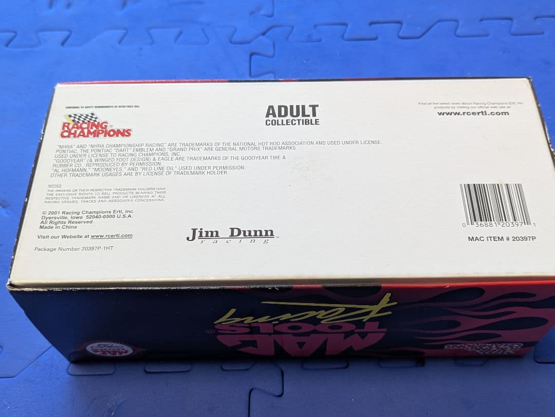 Moon eyes Funny Car 2001年限定版