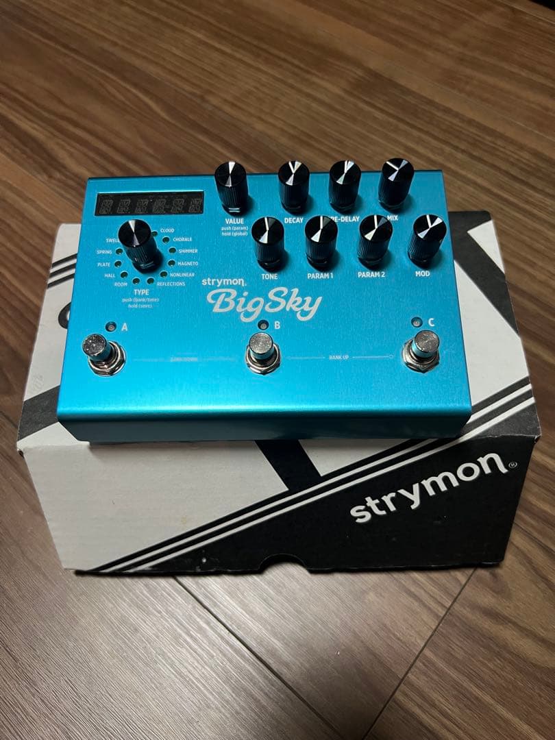 美品　アダプター付き　ストライモン　ビッグスカイ　strymon Big Sky