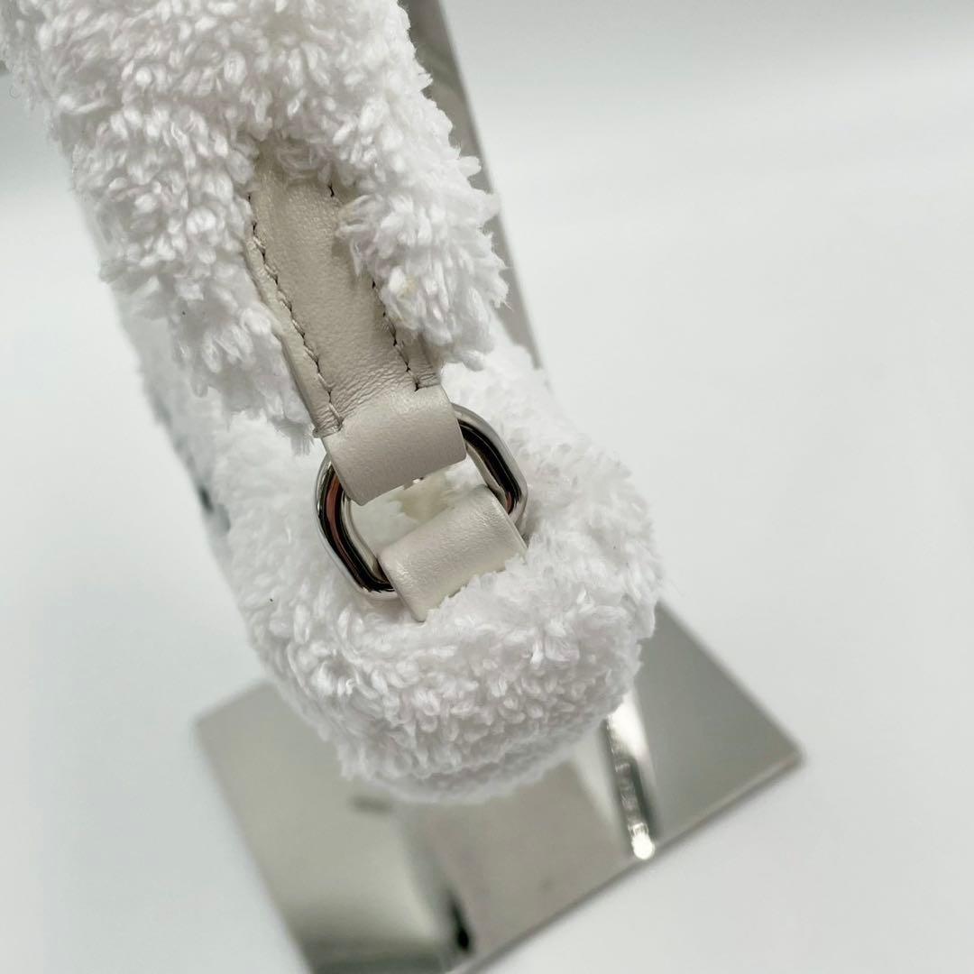 美品　プラダ　テリークロス　ハンドバッグ　ミニバッグ　トライアングル　ホワイト