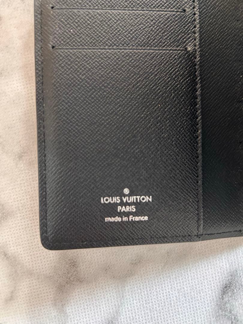 LOUIS VUITTON アジェンダ エピ黒　スケジュール帳カバー