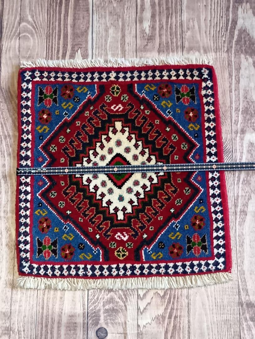 ペルシャ絨毯　ヤラメ絨毯　座布団　手織り　イラン　座布団ヤラメ(6)